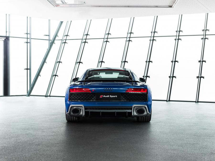  Audi R8 V10 Performance 2019 года  (WW) (фото 21 из 43)